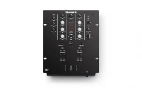 Numark Center Mixer M-2