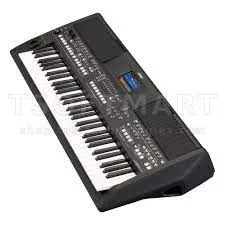 YAMAHA PSR SX600